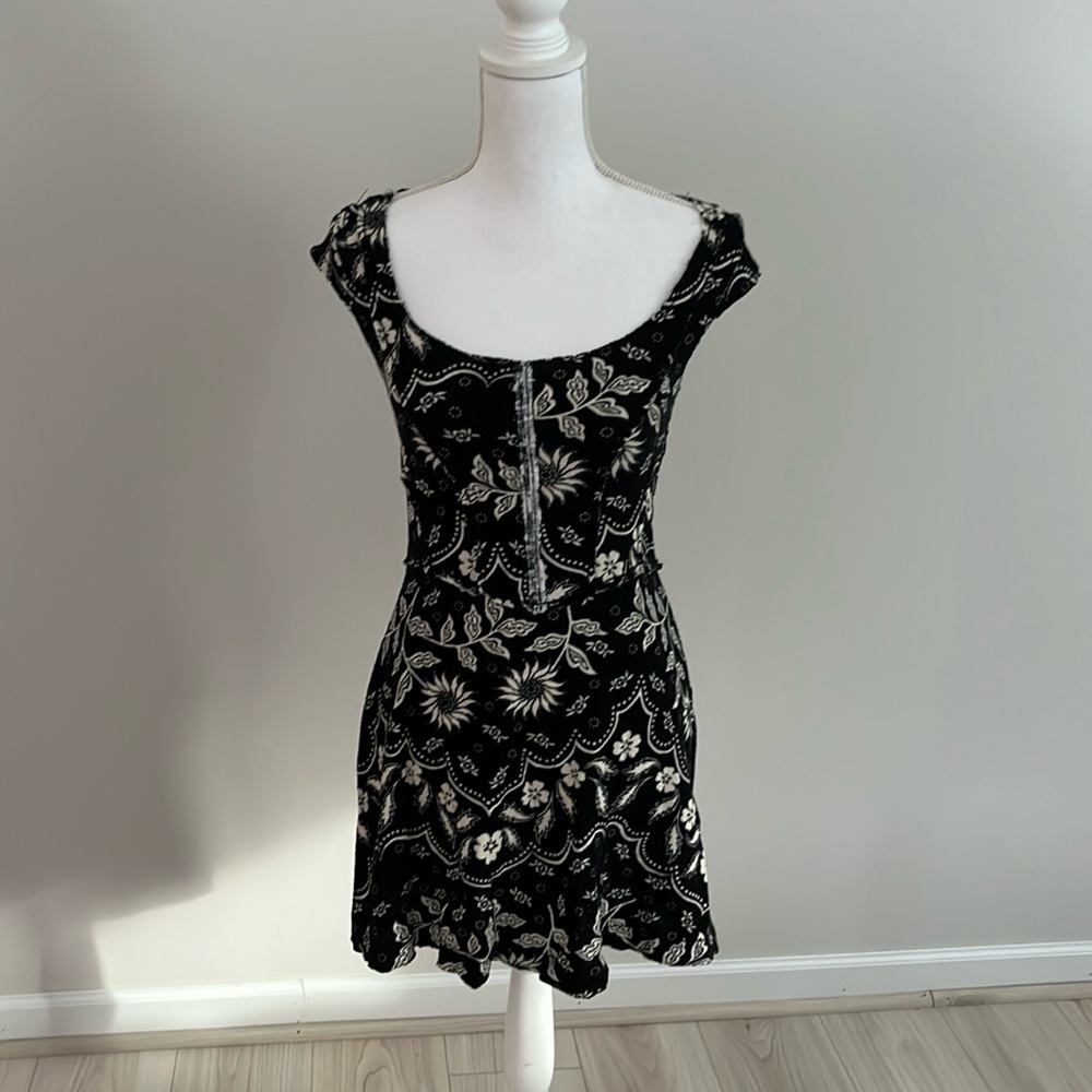 Urban Outfitters Black and Cream Floral Mini Dress